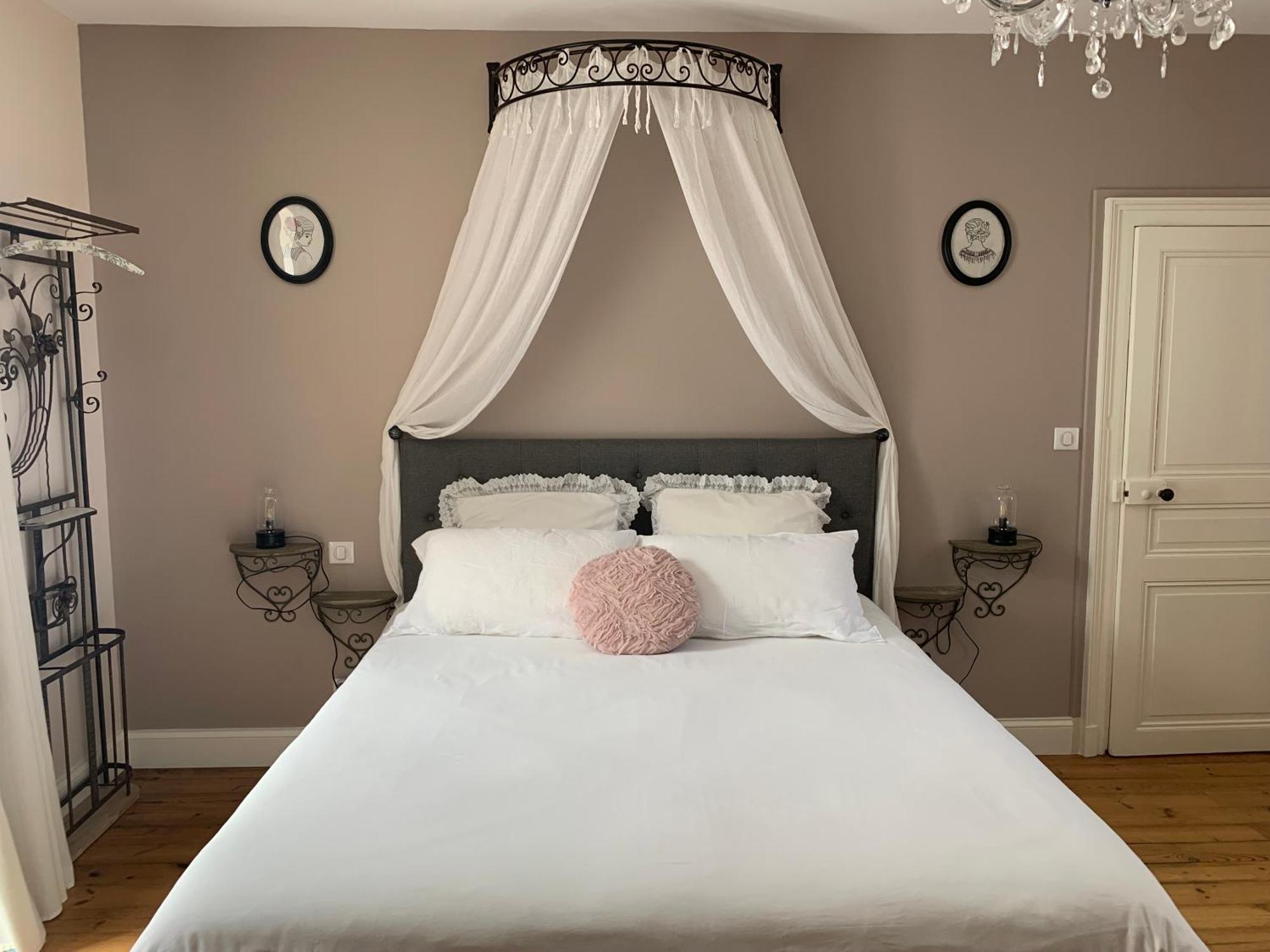 The Cool Lounge A Coulonges - Charente Bed & Breakfast Luaran gambar